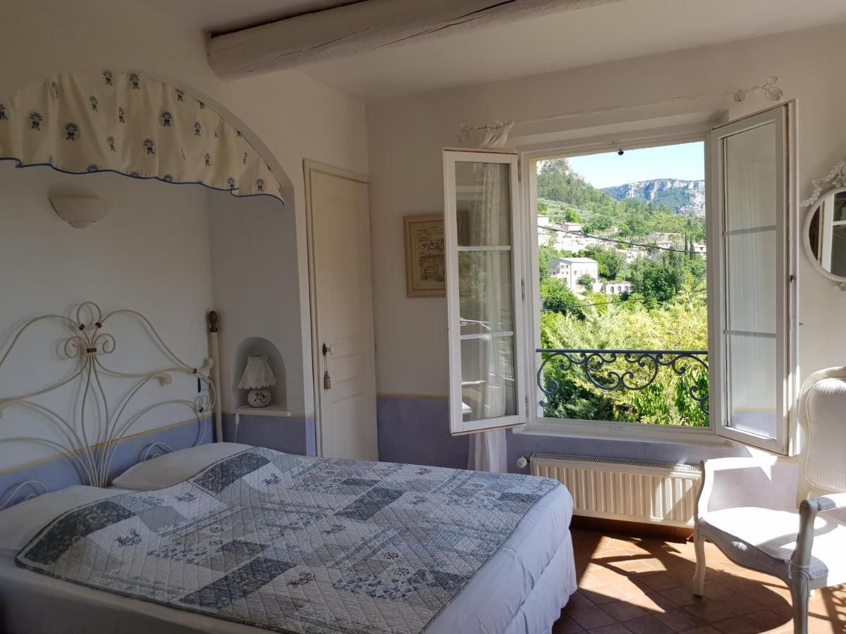 Bed and Breakfast Bastide Des Oliviers Мустьє-Сент-Марі Екстер'єр фото