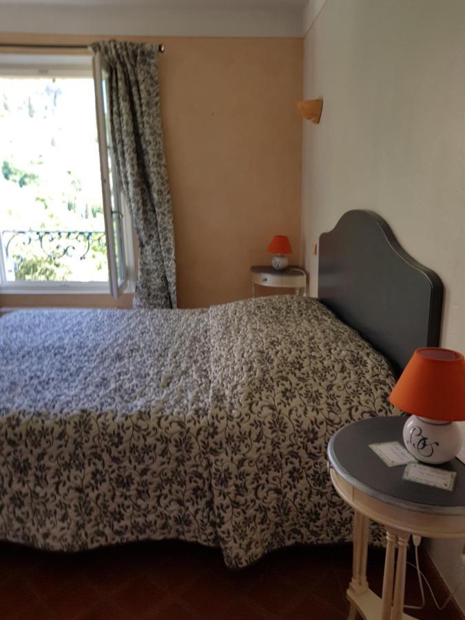 Bed and Breakfast Bastide Des Oliviers Мустьє-Сент-Марі Екстер'єр фото