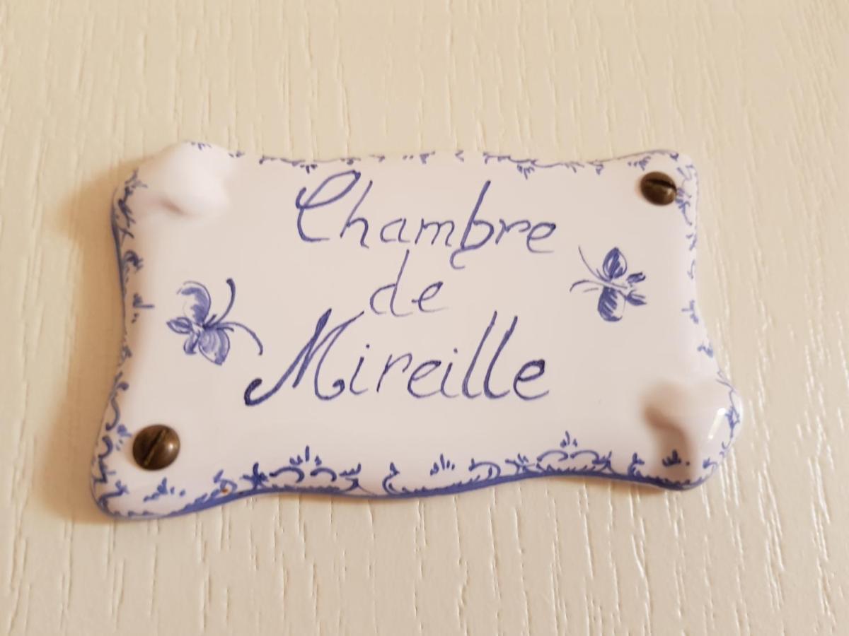 Bed and Breakfast Bastide Des Oliviers Мустьє-Сент-Марі Екстер'єр фото